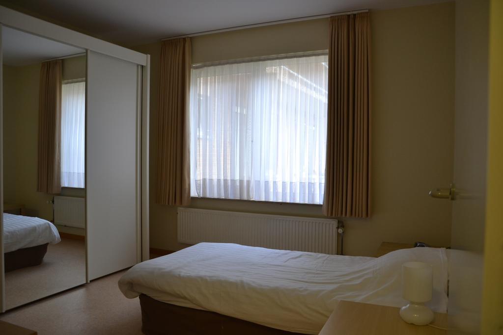 Lindehof Serviced Flats Zoersel Ruang foto